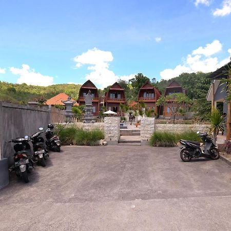 Adara Beach Huts Batununggul Luaran gambar