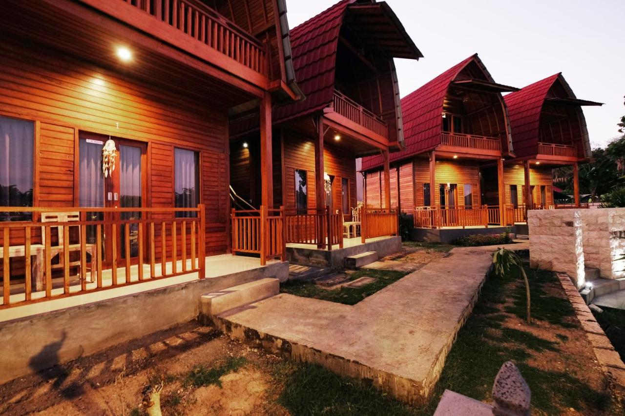 Adara Beach Huts Batununggul Luaran gambar